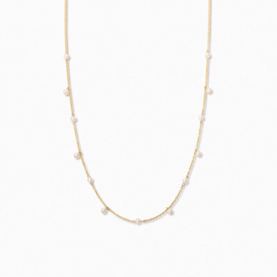 Flirty Pearl Necklace